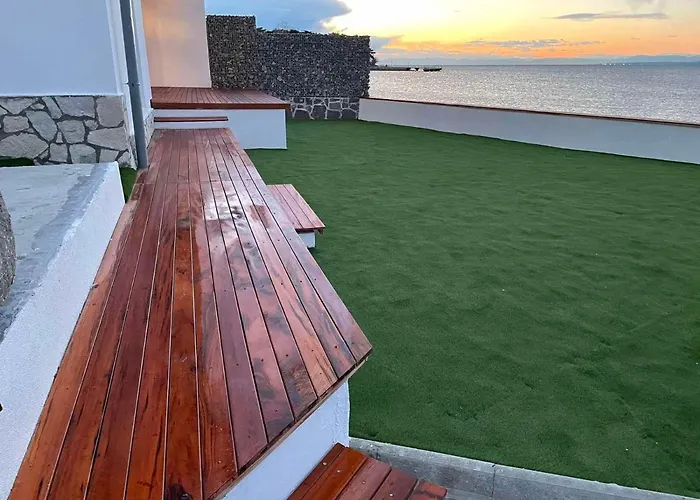 Olga - Unique House With Private Vila Ankaran